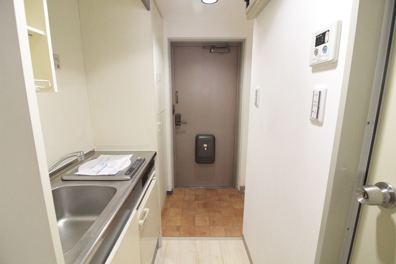 玄関　※別号室参考画像