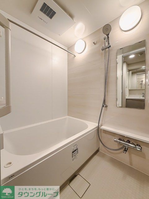 バス・シャワールーム　※写真は同タイプ住戸です。