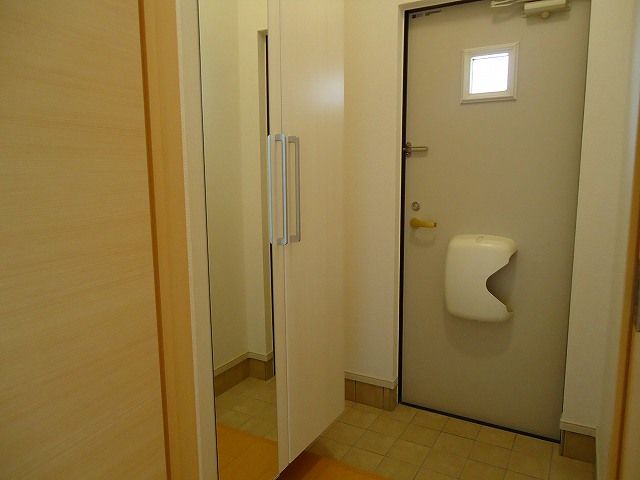 メルヴィユの玄関写真