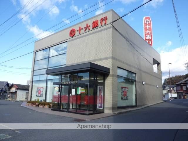 銀行　（株）十六銀行／妻木下石支店（銀行）まで431m