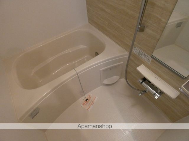 エムズアークIの風呂写真