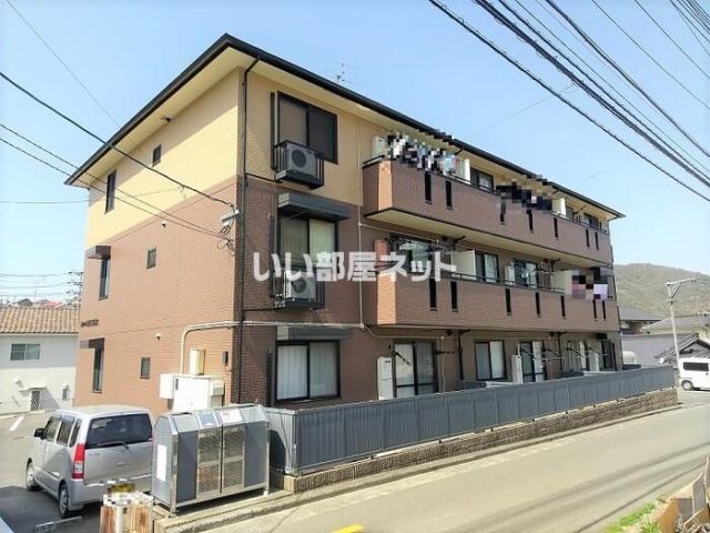 ラフィネ安芸 弐番館の外観写真