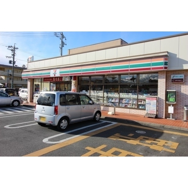 コンビニ　セブンイレブン静岡馬渕店（コンビニ）まで500m