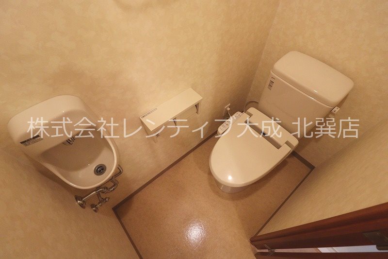 地下鉄千日前線 今里駅 徒歩1分 10階建 築17年のトイレ写真
