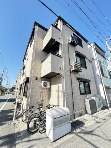 建物外観　外観は落ち着いています