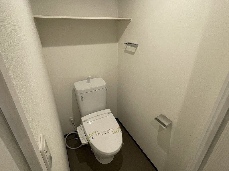 都営浅草線 西馬込駅 徒歩8分 4階建 築6年のトイレ写真
