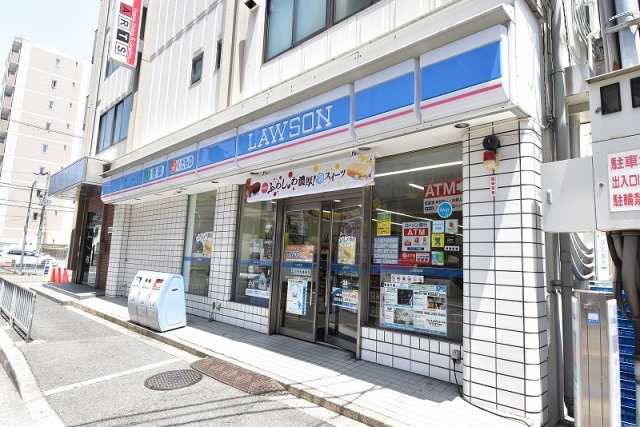 コンビニ　ローソン吹田垂水3丁目店（コンビニ）まで189m