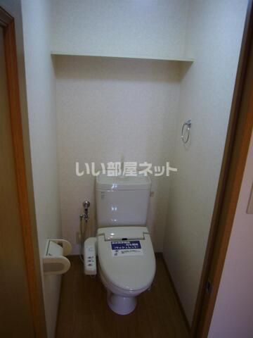 フォルティーレ下北Iのトイレ写真