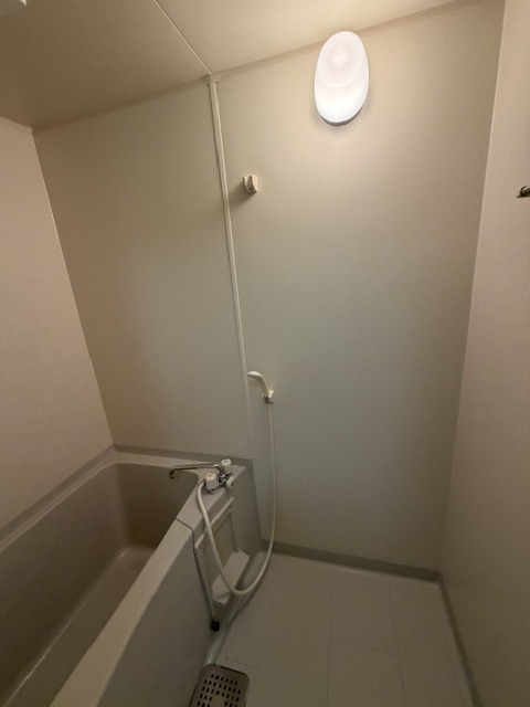 FULL HOUSEの風呂写真