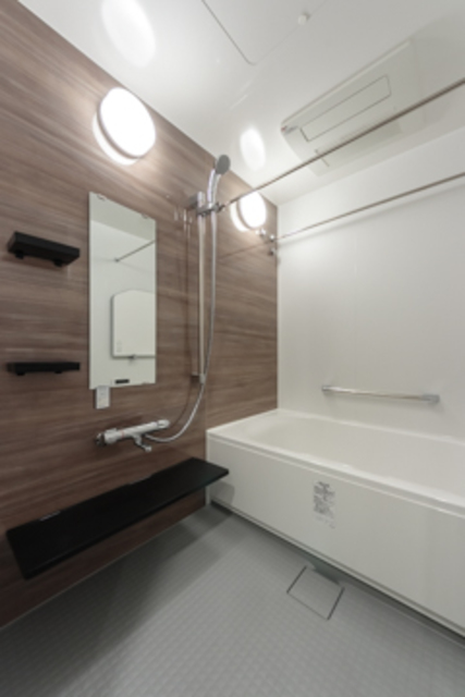 バス・シャワールーム　※写真は同タイプ住戸です。