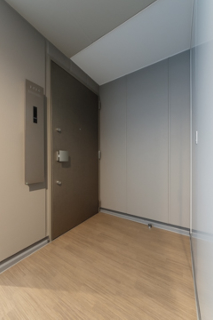 玄関　※写真は同タイプ住戸です。
