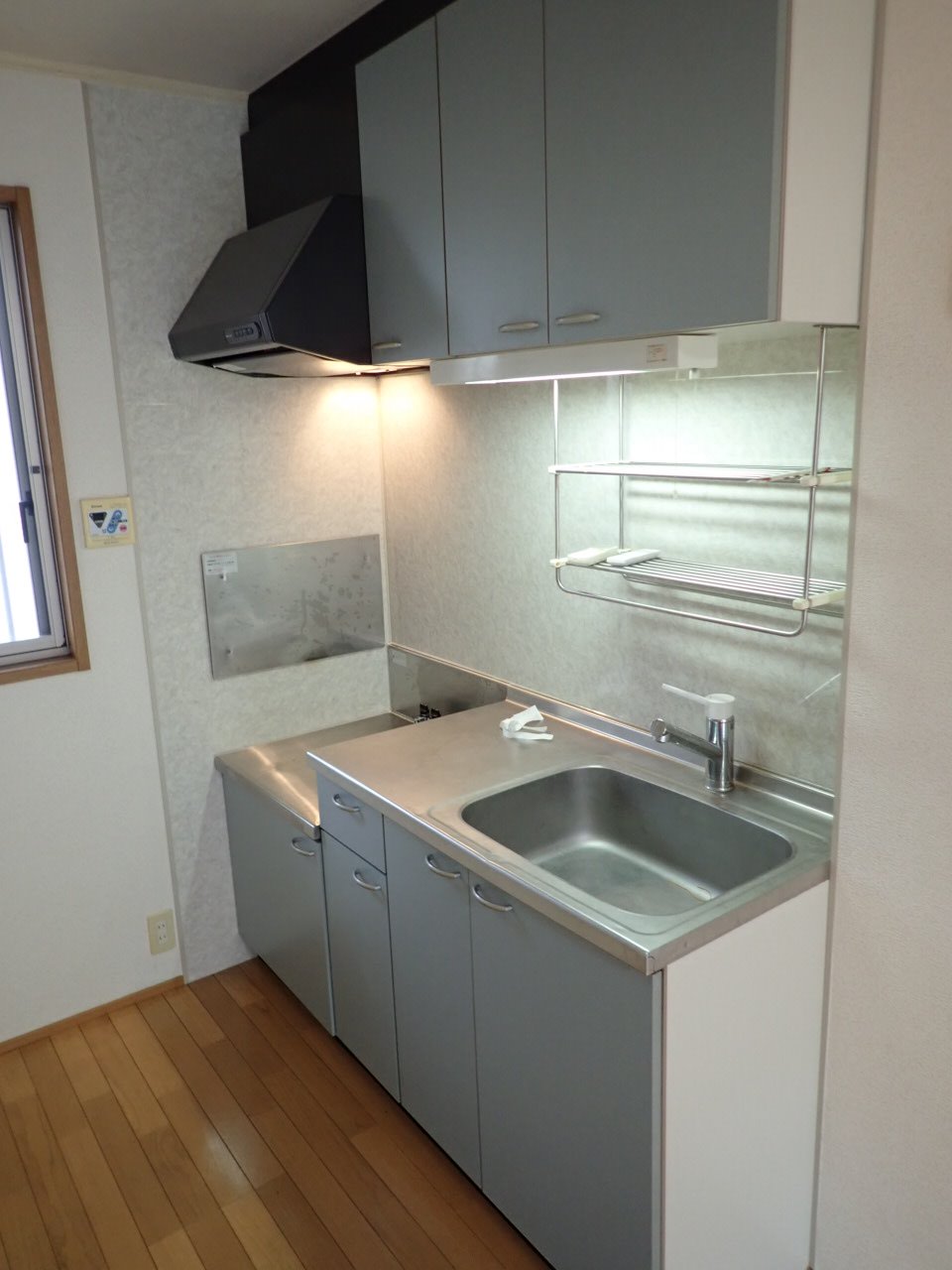 キッチン　実際のお部屋は間取りが反転します。