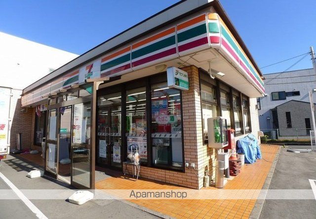 コンビニ　セブンイレブン桐生バイパス店（コンビニ）まで500m