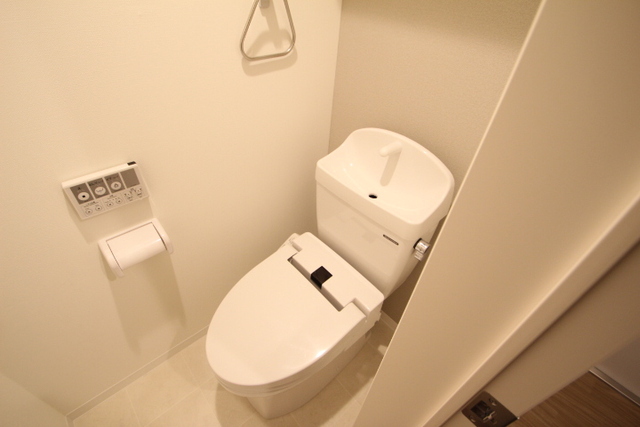 MOVE庚午北壱番館のトイレ写真