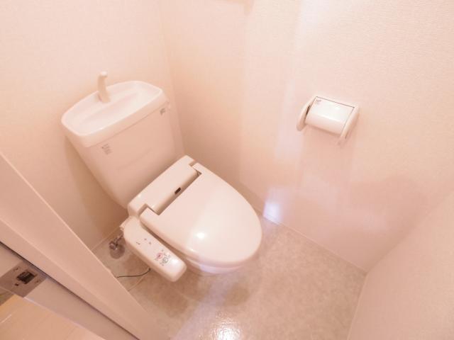 ヴェルデュール新庄のトイレ写真