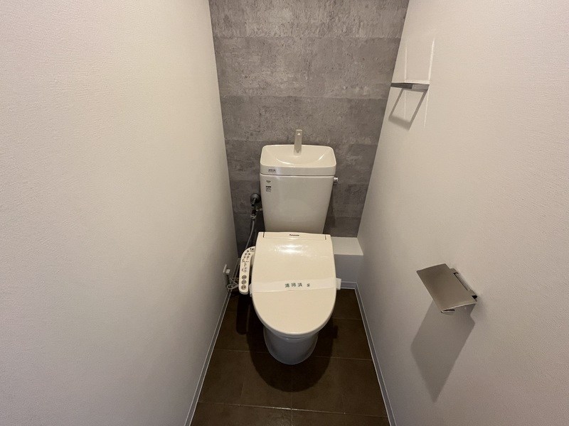 地下鉄空港線 博多駅 徒歩14分 14階建 築29年のトイレ写真