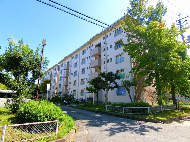 箕面粟生第二住宅11棟