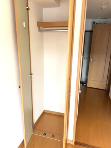 第五浅岡ビルの内装写真
