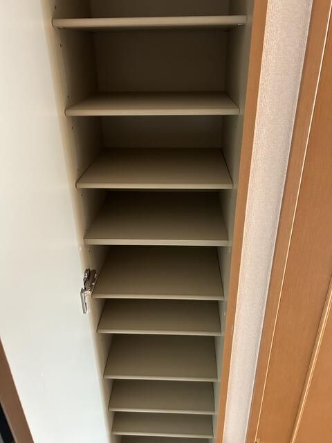 第五浅岡ビルの内装写真
