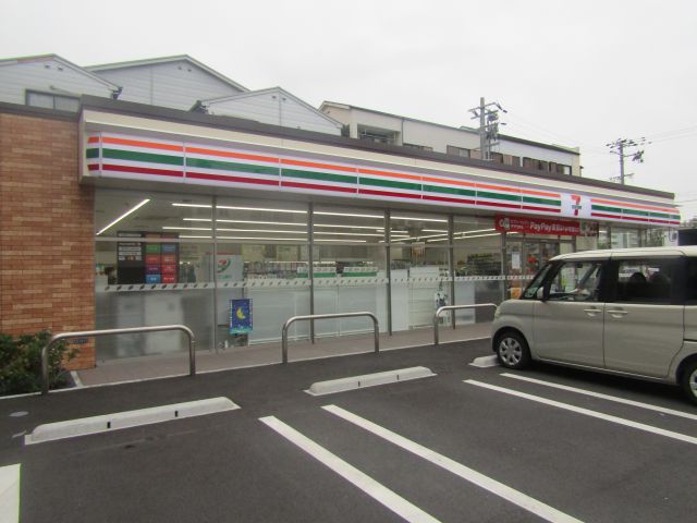 コンビニ　セブンイレブン 大阪湯里6丁目店（コンビニ）まで75m