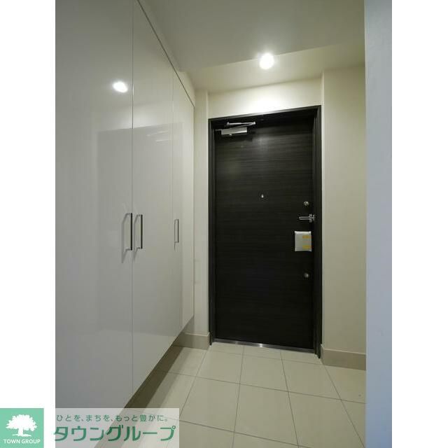 グランシエル南青山の玄関写真