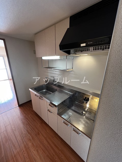 ＪＲ中央本線 神領駅 徒歩9分 4階建 築21年のキッチン写真