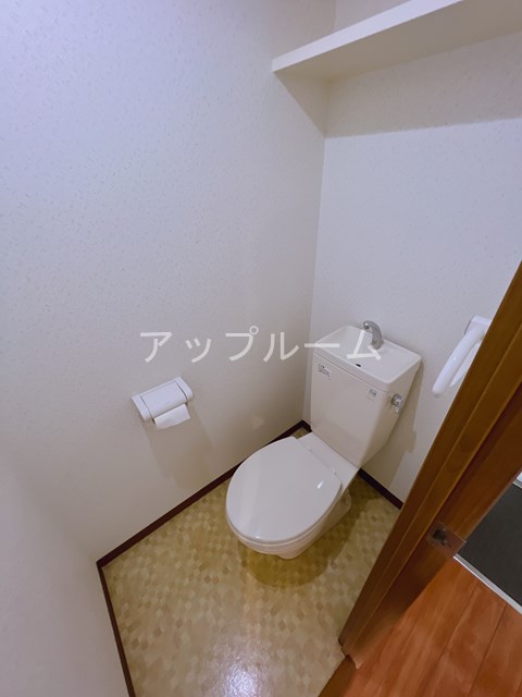 ＪＲ中央本線 神領駅 徒歩9分 4階建 築21年のトイレ写真
