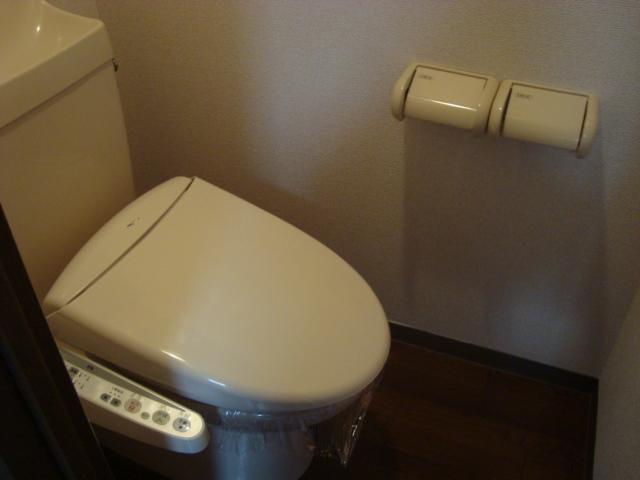 トイレ　シャワー付トイレ（イメージ）