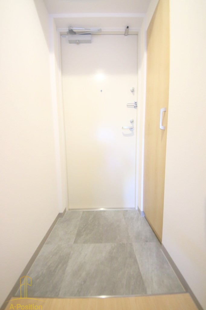 玄関　ArtizA瓦屋町II