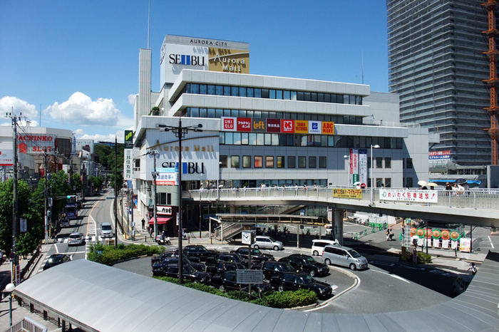 ショッピングセンター　西武百貨店（ショッピングセンター）まで700m