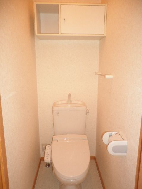 トイレ　※別号室参考写真です