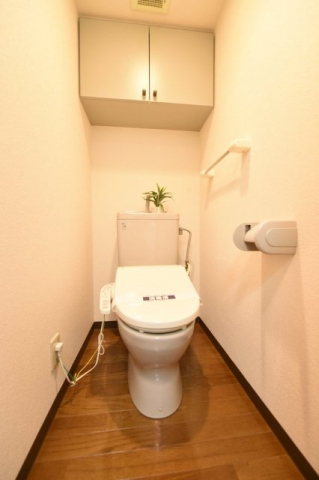 トイレ　別号室参考写真