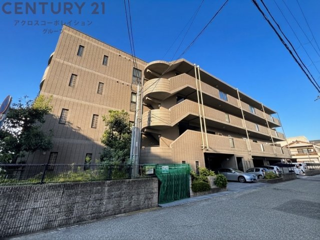 建物外観　オートロック完備で安心のセキュリティ♪