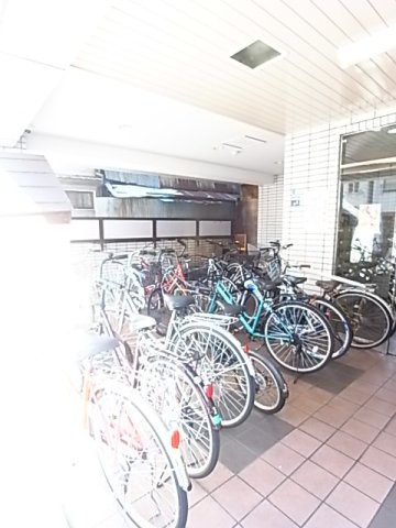 神戸電鉄有馬線 湊川駅 徒歩7分 7階建 築34年の外観写真