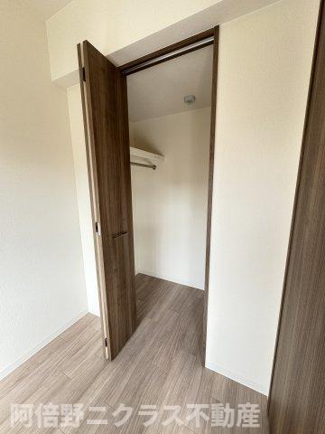 収納　内装は別部屋の参考写真です。