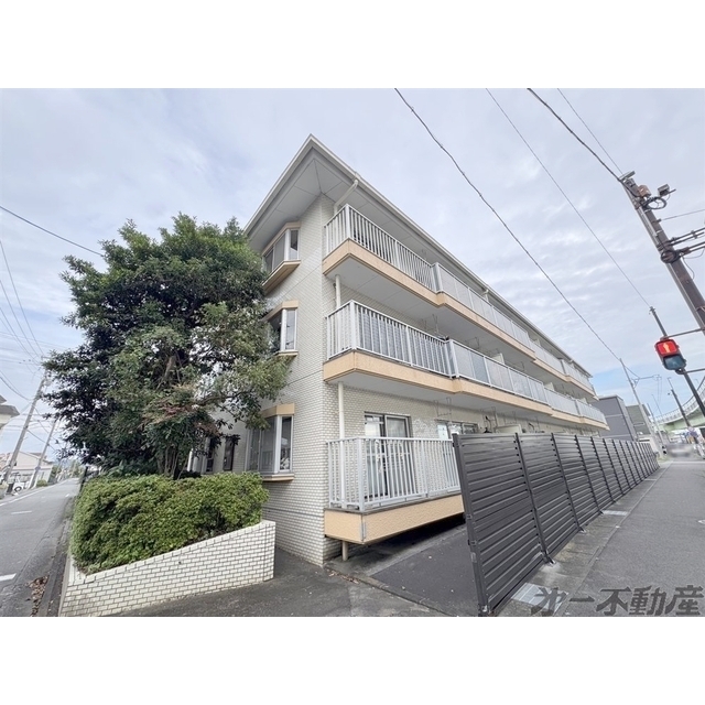 エントランス　建物外観