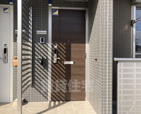 ＪＲ湖西線 おごと温泉駅 徒歩15分 2階建 築6年の玄関写真