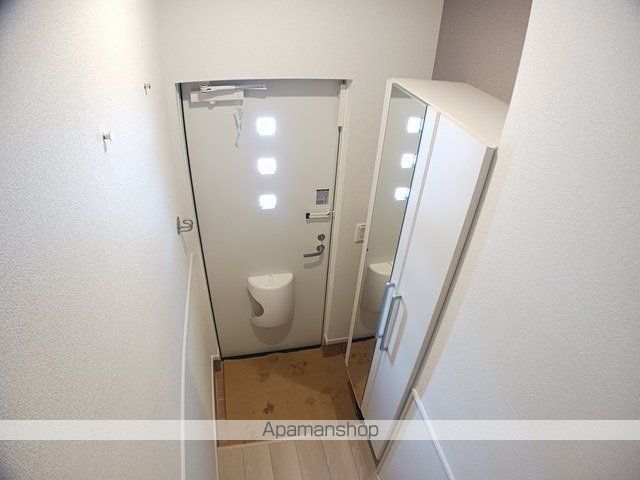 ＪＲ富良野線 上富良野駅 徒歩12分 2階建 築2年の玄関写真
