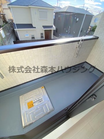 バルコニー　南向きのバルコニーです