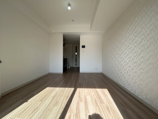 居室・リビング　こちらの居間で趣味の時間をお楽しみください