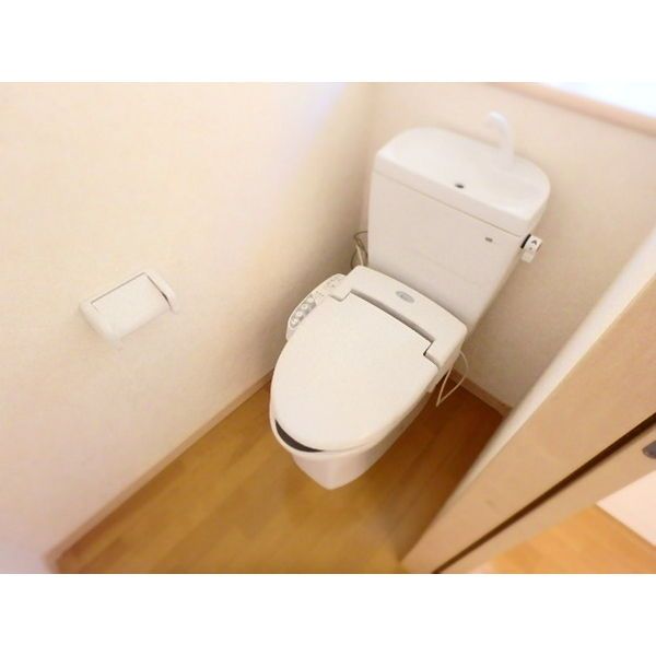 下岡本戸建第2期のトイレ写真