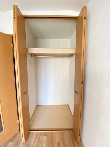 ヴィラ汐町 A棟の内装写真