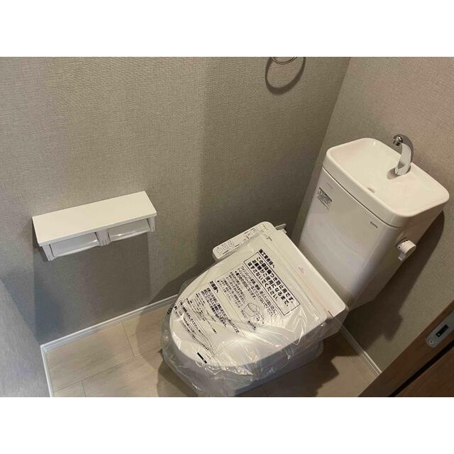トイレ　写真は新築時の別部屋ものです