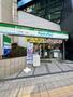 コンビニ　ファミリーマート江戸堀一丁目店（コンビニ）まで100m