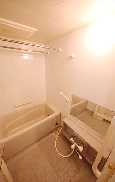 東京メトロ半蔵門線 半蔵門駅 徒歩3分 7階建 築26年の風呂写真
