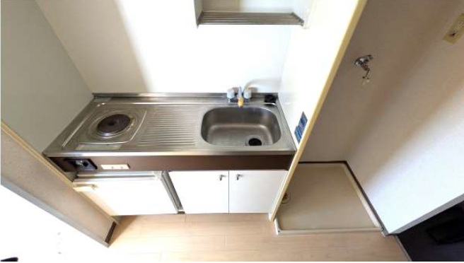 キッチン　この写真は同マンションの他のお部屋のものです