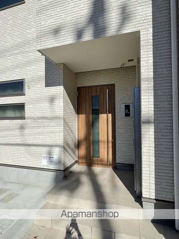 地下鉄名城線 名城公園駅 徒歩4分 3階建 築5年の外観写真