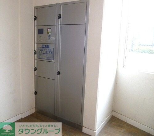 その他　宅配ボックス　※2012年11月撮影