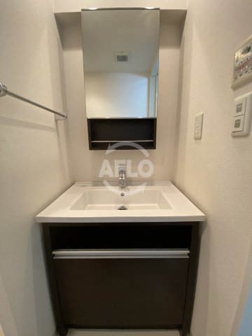洗面設備　アプリーレ堺筋本町　独立洗面台