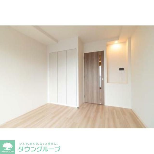 ルミレイス豊洲の居間写真